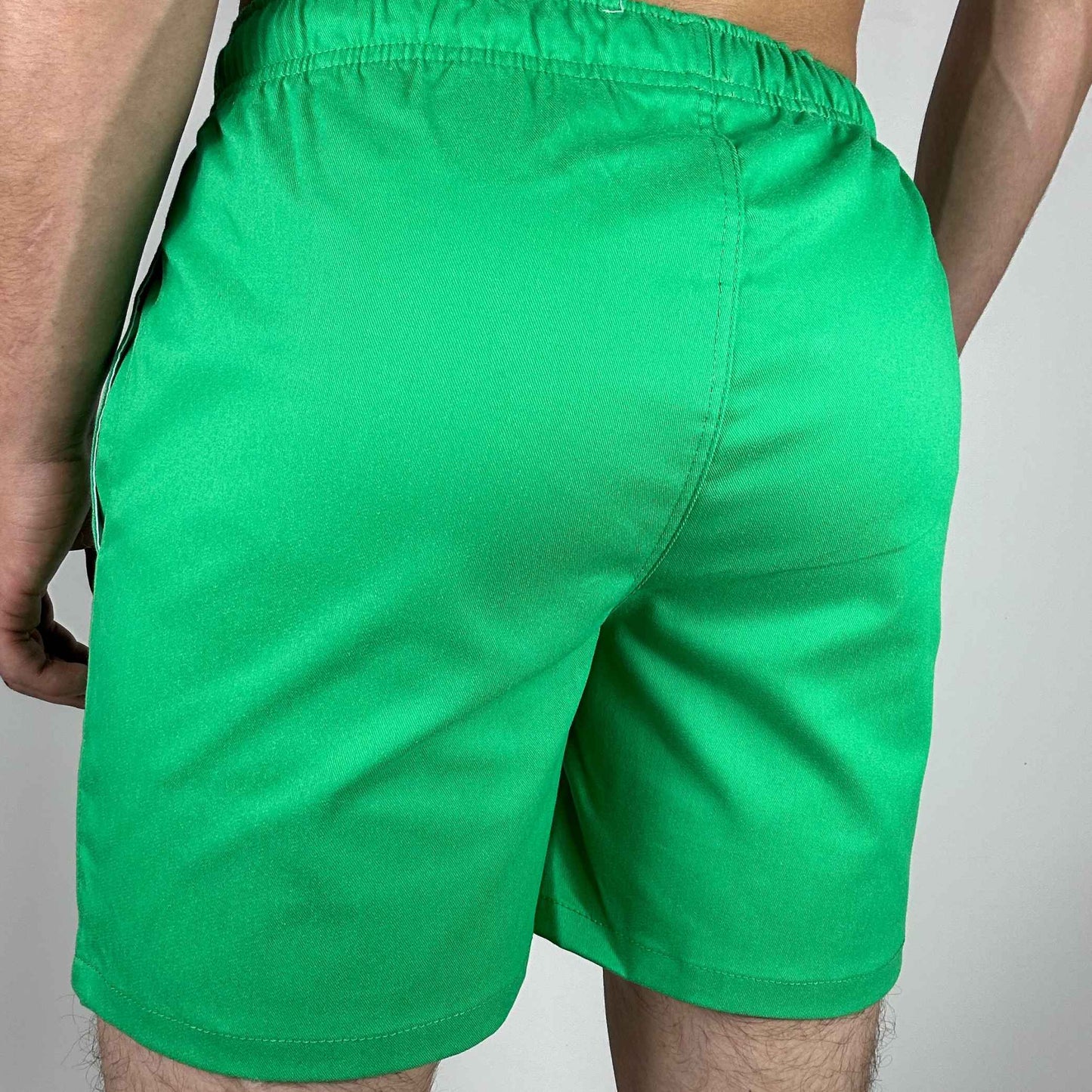 OUT Pantaloneta Hombre Verde Cali Unicolor