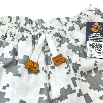 OUT|Short para Mujer Camuflada gris